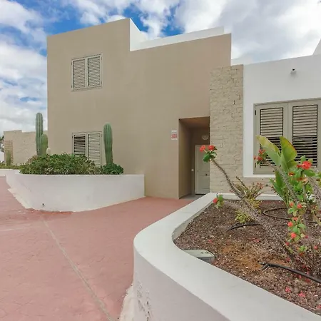 Isabella, Luxury With Heated Pool Ocean View In Adeje, Tenerife *