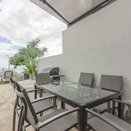 Isabella, Luxury With Heated Pool Ocean View In Adeje, Tenerife * 아데제