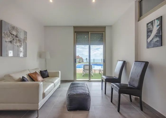 Isabella, Luxury With Heated Pool Ocean View In Adeje, Tenerife Вілла