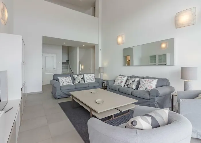 Вілла Isabella, Luxury With Heated Pool Ocean View In Adeje, Tenerife