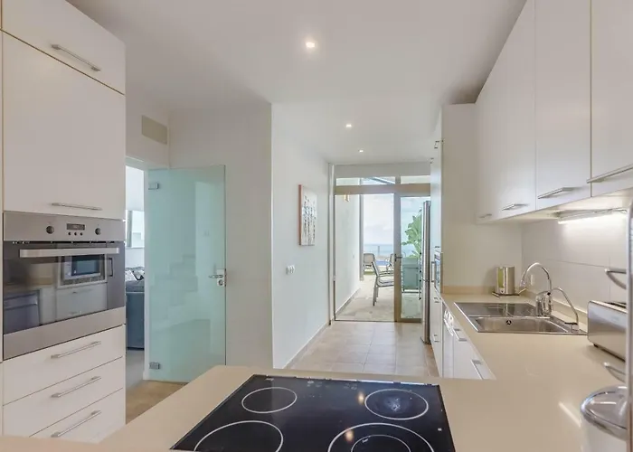 Вілла Isabella, Luxury With Heated Pool Ocean View In Adeje, Tenerife