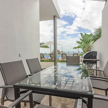 Вілла Isabella, Luxury With Heated Pool Ocean View In Adeje, Tenerife Адехе