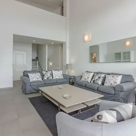 빌라 Isabella, Luxury With Heated Pool Ocean View In Adeje, Tenerife