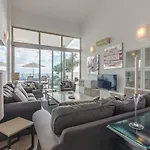Isabella, Luxury With Heated Pool Ocean View In Adeje, Tenerife וילה *