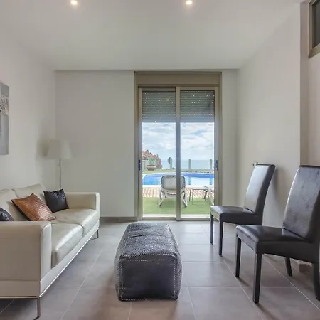 Isabella, Luxury With Heated Pool Ocean View In Adeje, Tenerife فيلة